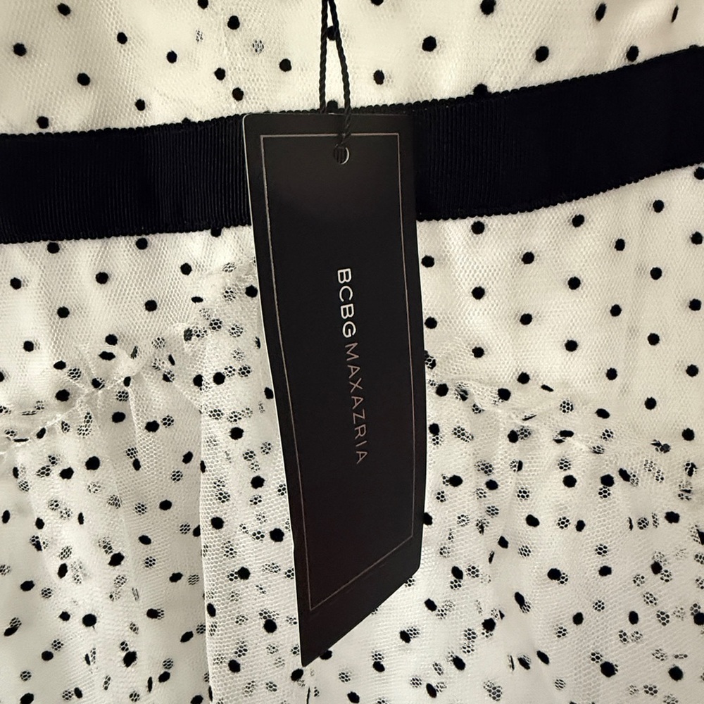 BCBG NWT Elegant White Polka Dot Tiered Skirt dress - Picture 5 of 6